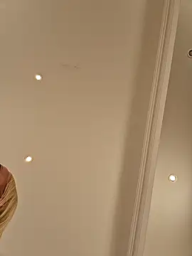 MacTroy online show from September 2025 07:06:02 PM