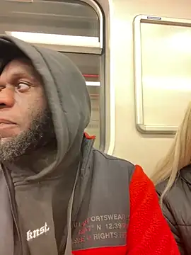 MacTroy online show from April 2026 08:14:01 PM