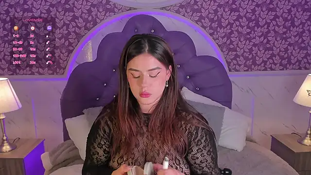 Miamontoya online show from November 2025 01:47:02 PM