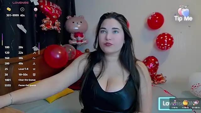 Snapshot of Lillianhot68 chatting on February 2025 12:11:02 PM Lillianhot68 online show from February 2025 12:11:02 PM