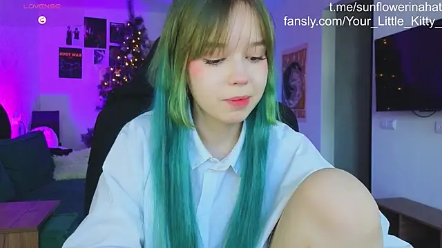 Snapshot of 812sunflowerinahat chatting on December 2024 09:32:02 AM 812sunflowerinahat online show from December 2024 09:32:02 AM