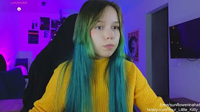 Snapshot of 812sunflowerinahat chatting on December 2024 01:54:01 PM 812sunflowerinahat online show from December 2024 01:54:01 PM