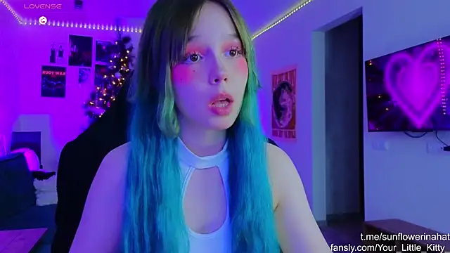 Snapshot of 812sunflowerinahat chatting on December 2024 08:18:01 AM 812sunflowerinahat online show from December 2024 08:18:01 AM