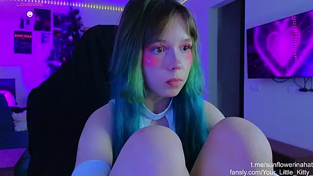 Snapshot of 812sunflowerinahat chatting on December 2024 11:22:02 AM 812sunflowerinahat online show from December 2024 11:22:02 AM