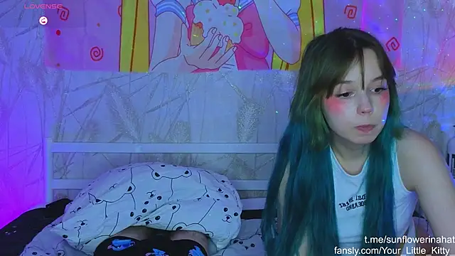 Snapshot of 812sunflowerinahat chatting on December 2024 08:21:02 PM 812sunflowerinahat online show from December 2024 08:21:02 PM