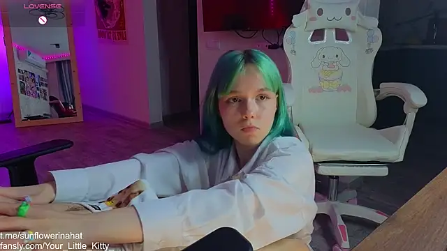 Snapshot of 812sunflowerinahat chatting on March 2025 03:25:02 PM 812sunflowerinahat online show from March 2025 03:25:02 PM