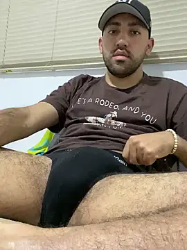 Snapshot of JuanZapata33 chatting on December 2024 11:14:02 PM JuanZapata33 online show from December 2024 11:14:02 PM