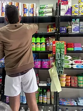 Snapshot of JuanZapata33 chatting on January 2025 05:37:01 PM JuanZapata33 online show from January 2025 05:37:01 PM