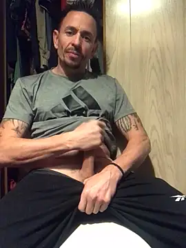 Gman143187 online show from December 2024 01:59:02 AM