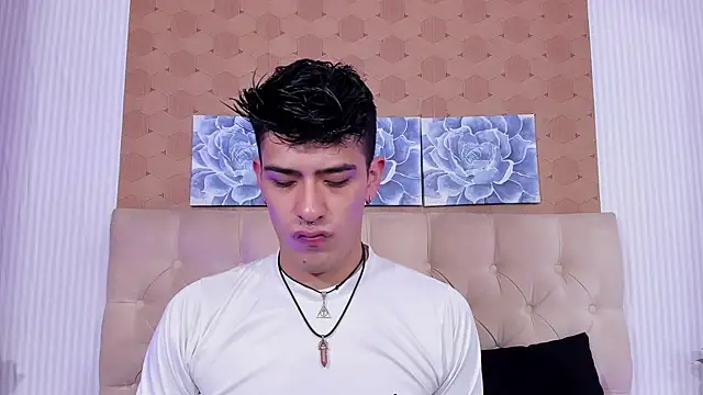 Ryan Clark  online show from December 2024 07:57:01 PM