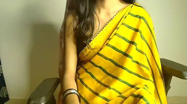 Snapshot of CUTE_princess_143 chatting on February 2025 05:29:01 PM CUTE princess 143 online show from February 2025 05:29:01 PM