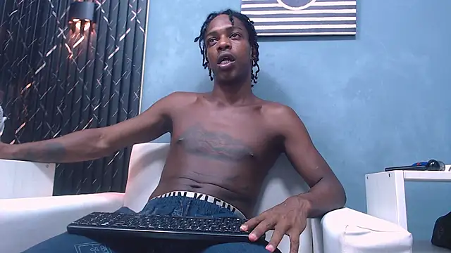 LarryCollin online show from January 2025 06:56:01 AM