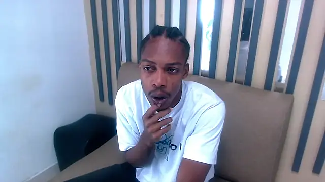LarryCollin online show from March 2025 12:22:02 PM
