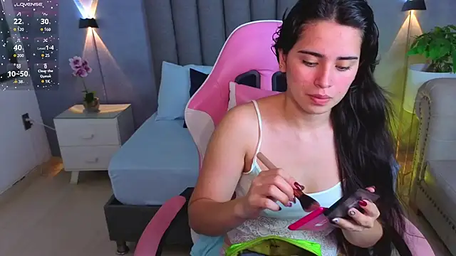 angelica dymond online show from October 2025 12:36:02 PM