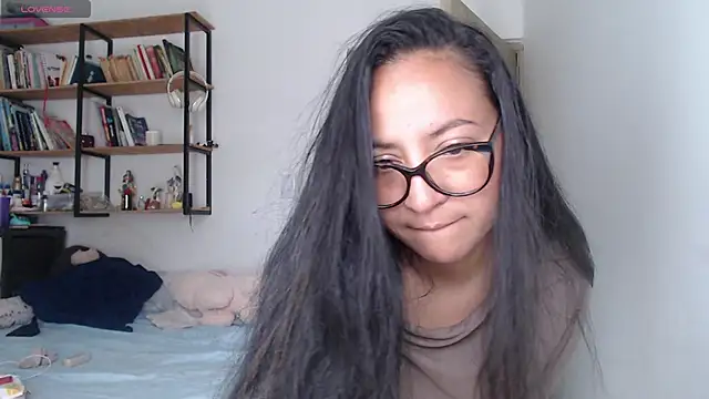 Snapshot of mariamulata chatting on June 2026 04:29:02 PM mariamulata online show from June 2026 04:29:02 PM