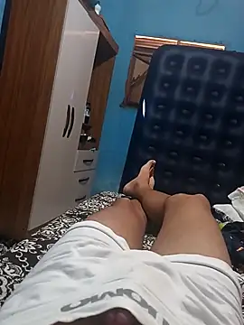 Snapshot of 1995eduardo chatting on February 2025 01:44:01 PM 1995eduardo online show from February 2025 01:44:01 PM