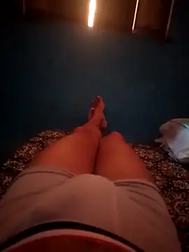 Snapshot of 1995eduardo chatting on February 2025 03:10:01 PM 1995eduardo online show from February 2025 03:10:01 PM