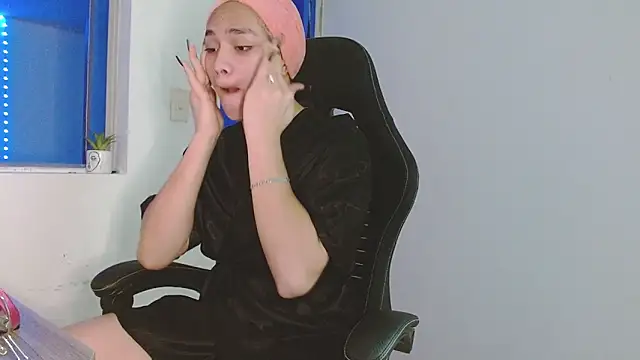 giuliana andrade online show from March 2026 12:28:01 AM