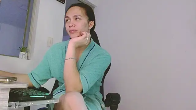 giuliana andrade online show from April 2026 07:33:02 PM