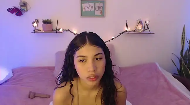 AmberJeong online show from December 2024 10:27:02 PM