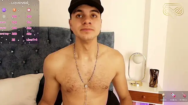 Amadeo Wild online show from December 2024 05:01:01 PM