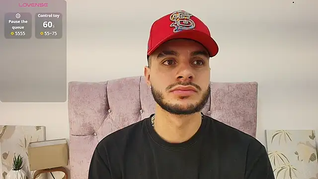 Amadeo Wild online show from November 2025 01:22:01 PM