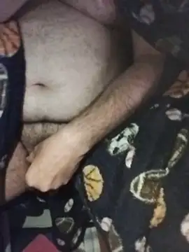 Leocesar37 online show from October 2025 08:37:02 AM