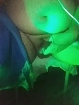 Leocesar37 online show from March 2026 04:13:02 AM