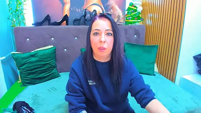 LauraSin online show from January 2026 07:06:02 PM