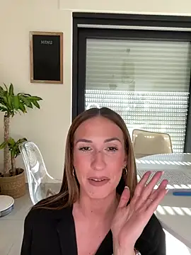 Snapshot of lola_tentatiion chatting on January 2025 02:00:02 PM lola tentatiion online show from January 2025 02:00:02 PM