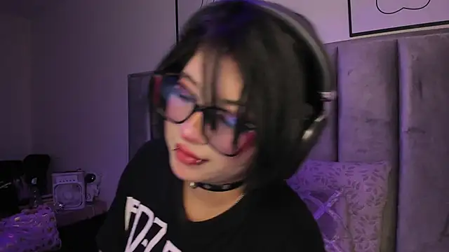 Kitty Gang online show from June 2026 06:52:02 AM