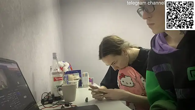 Alex17am online show from December 2025 01:38:02 PM