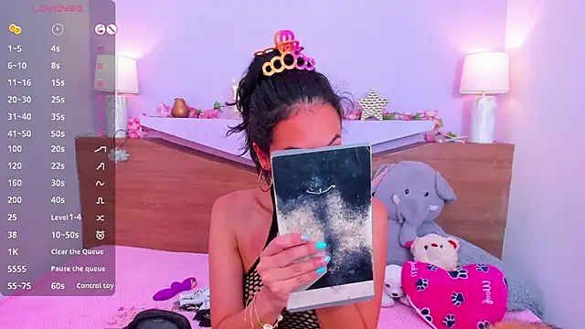 MichellRose7 online show from March 2025 08:26:02 PM