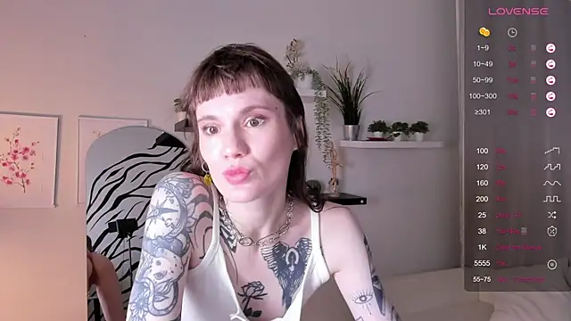 Fog Foggy Love online show from March 2025 12:04:01 AM