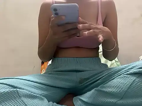 Pie066  online show from December 2025 01:05:02 PM