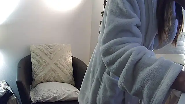 Snapshot of mysterymel chatting on January 2025 01:39:01 PM mysterymel online show from January 2025 01:39:01 PM