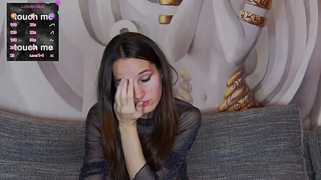 hailey peach online show from March 2025 12:32:01 AM