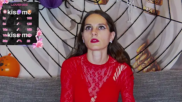 hailey peach online show from October 2025 06:23:01 PM