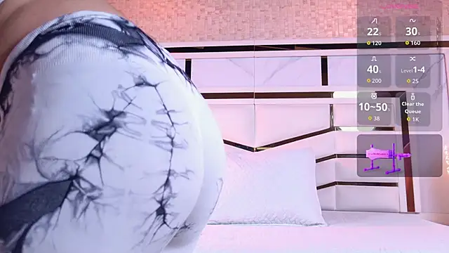 Snapshot of sophie_1 chatting on October 2025 03:12:02 AM sophie 1 online show from October 2025 03:12:02 AM