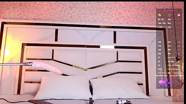 Snapshot of sophie_1 chatting on November 2025 03:16:02 AM sophie 1 online show from November 2025 03:16:02 AM