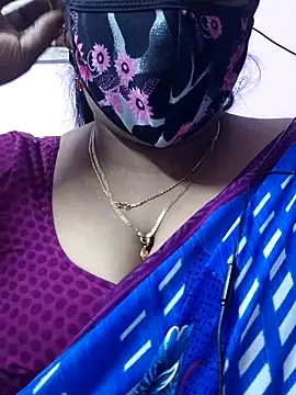 Snapshot of mallu-sumi chatting on November 2025 05:46:02 PM mallu-sumi online show from November 2025 05:46:02 PM