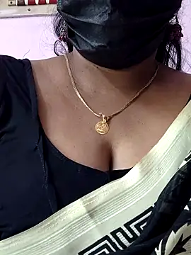 mallu-sumi online show from February 2026 05:49:01 AM