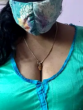 Snapshot of mallu-sumi chatting on July 2026 05:11:01 AM mallu-sumi online show from July 2026 05:11:01 AM