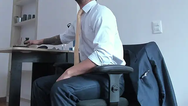 pablo-rincon95 online show from February 2025 02:16:02 PM