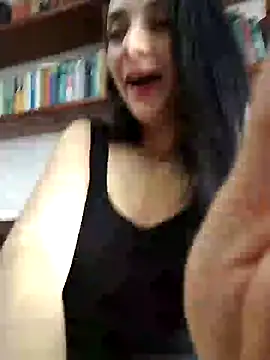 Snapshot of amellie_ros chatting on December 2024 03:52:01 PM amellie ros online show from December 2024 03:52:01 PM
