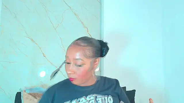 Krystal cambell1 online show from March 2025 07:32:02 PM