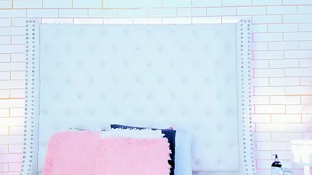 Krystal cambell1 online show from March 2026 08:16:02 PM