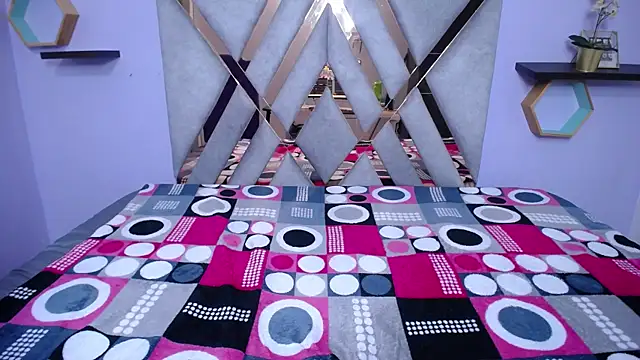 Emily Trujillo online show from February 2025 10:43:02 PM