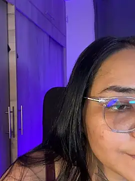 Snapshot of Mabelydani chatting on May 2026 11:02:02 PM Mabelydani online show from May 2026 11:02:02 PM