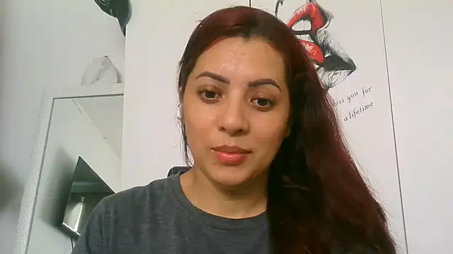 Snapshot of Anne_kis chatting on January 2025 06:59:02 PM Anne kis online show from January 2025 06:59:02 PM